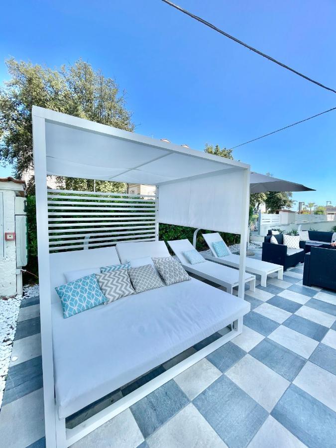 Hotel Tirreno Marina di Massa Exteriör bild