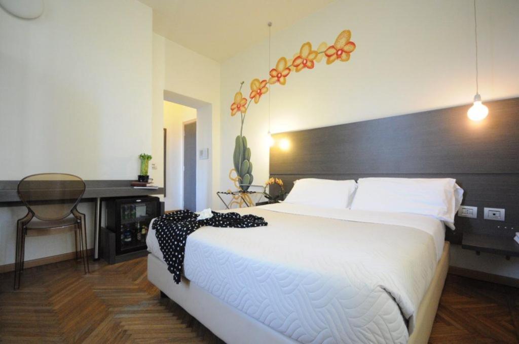 Hotel Tirreno Marina di Massa Exteriör bild